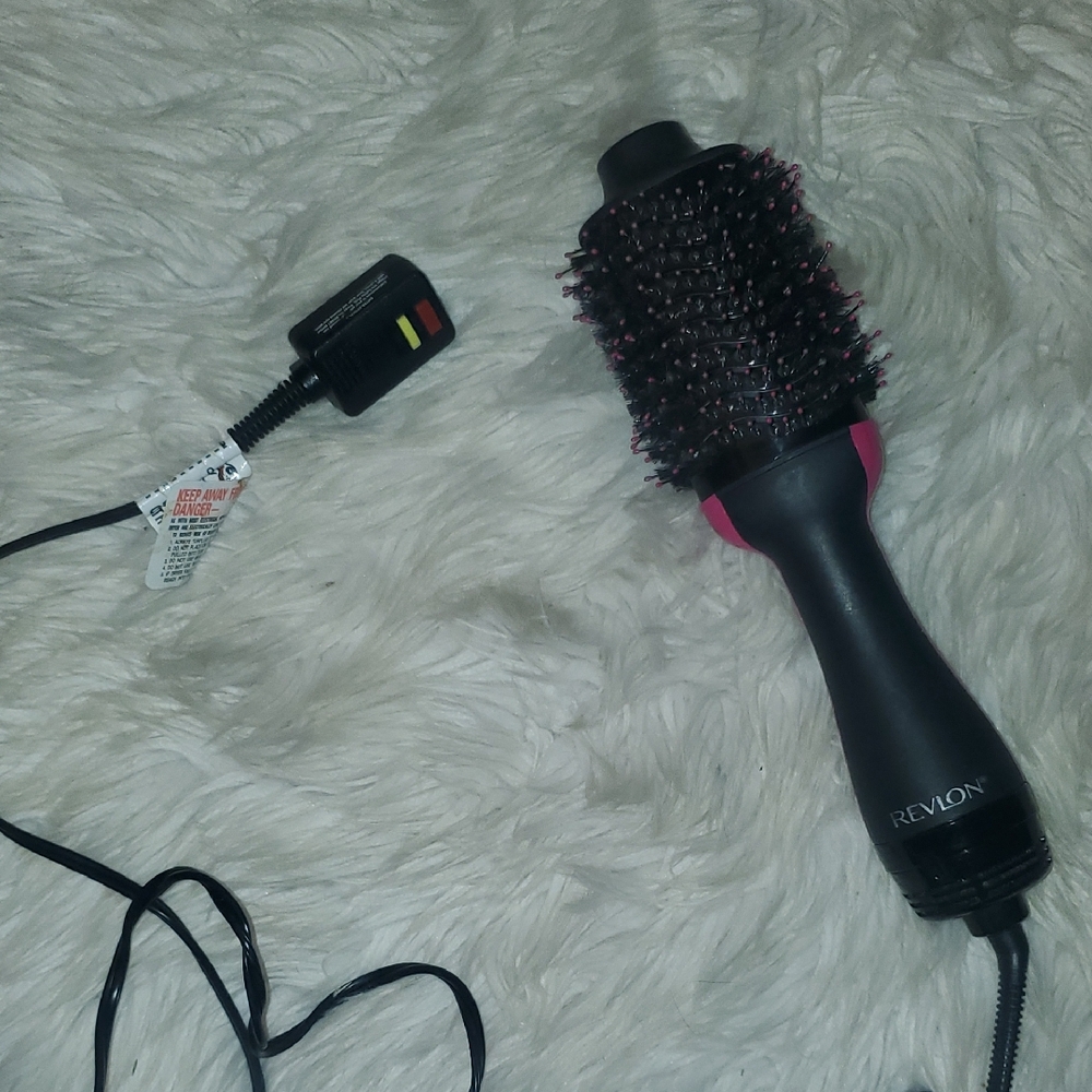 Revlon Black and Pink Volumizing Hair Tool